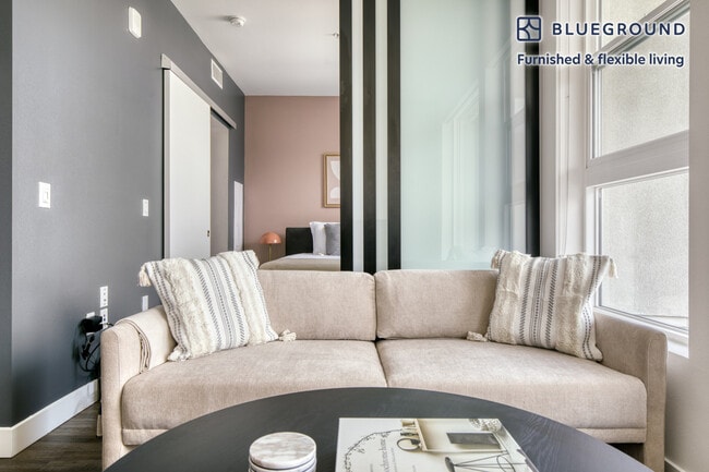 Photo - 6677 Santa Monica Blvd Unit PL FL7-ID905