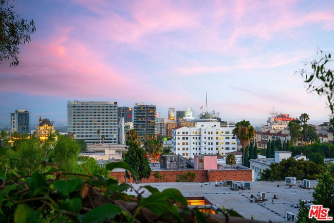 Photo - 6239 Holly Mont Dr