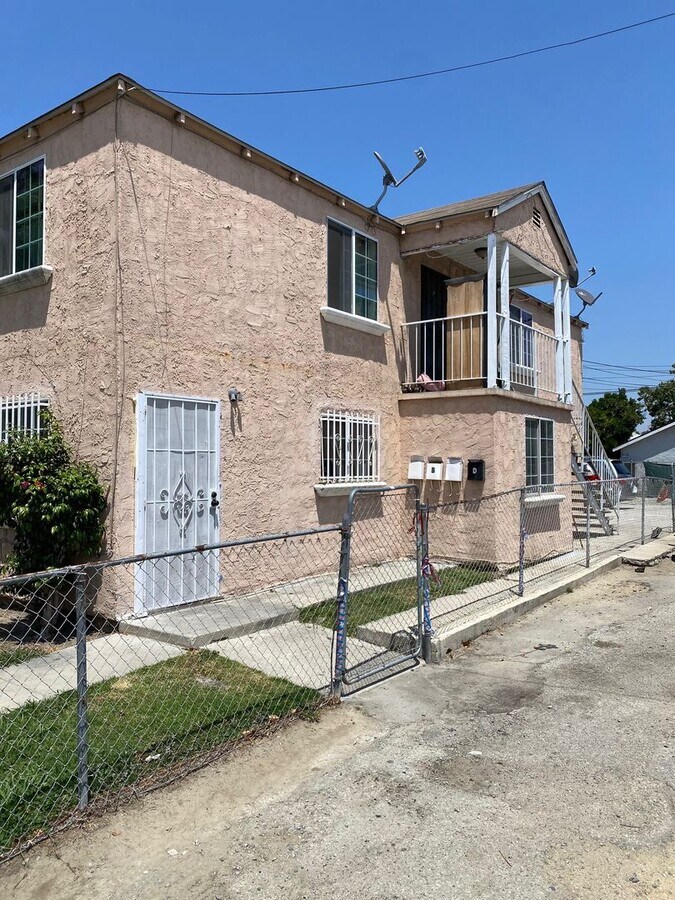 Photo - 11824 2nd Ave Apartment Unit A