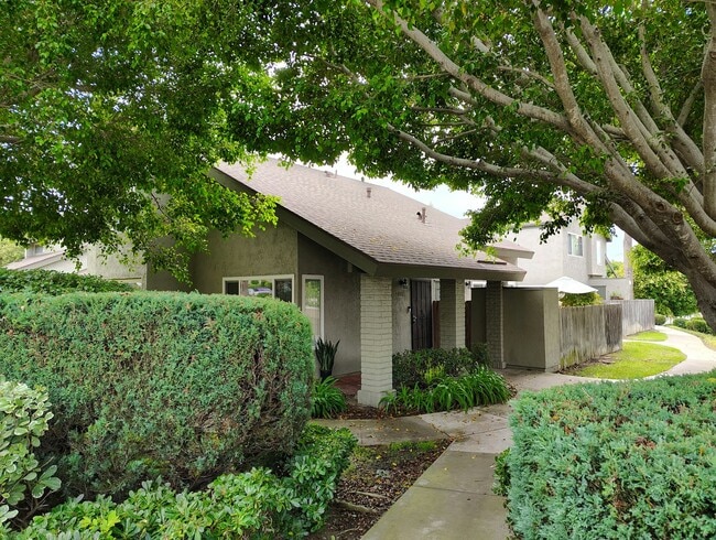 Photo - 10805 Caravelle Pl