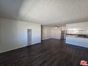 Photo - 11716 Oxford Ave Unit 7