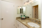 Photo - 5412 Lindley Ave Unit 117