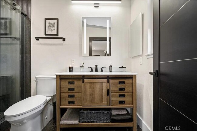 Photo - 139 Lexington Ln