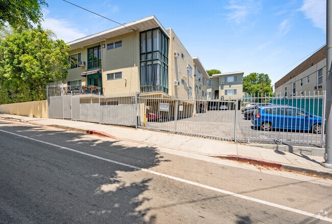 Photo - Villa Grace Apartments