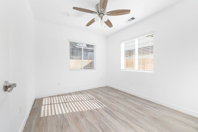 Photo - $1,000 Off First Month's Rent ALMOST NEW 2BD-2BTH HOME!! - WONT LAST