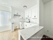 Photo - 7310 S Hoover St Unit 5