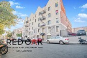 Photo - 425–427 S. Grand View St-5205 Unit 5205