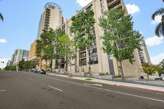 Building Photo - 1333 Eighth Ave