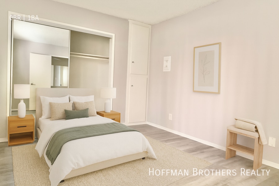 Photo - 1822 Colby Ave Unit 16