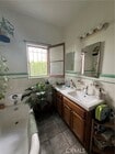 Photo - 5400 Blackburn Ave