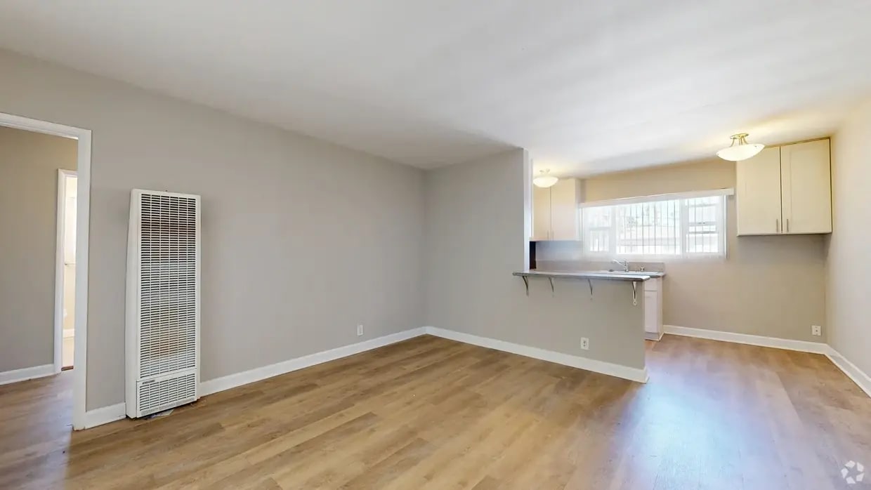 3D Tour - 125 Ximeno Avenue