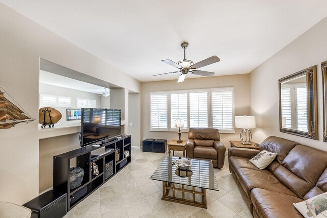 Photo - 78312 Vinewood Dr