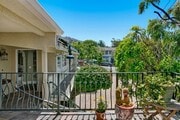 Photo - 274 Diamond St