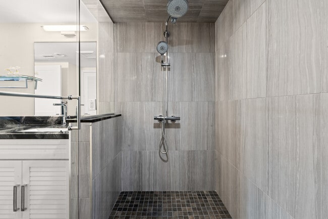 Photo - 7025 Estrella De Mar Rd