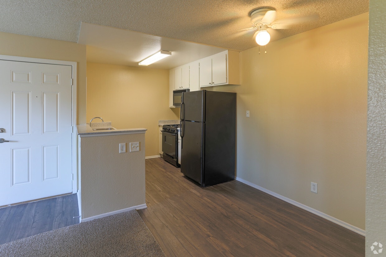 3D Tour - Monarch Terrace Apartments