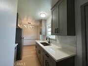 Photo - 2613 N Lincoln St Condo