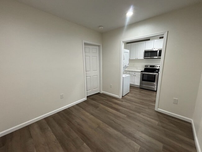 Photo - 3 Bedroom 2 Bath Home Unit 2