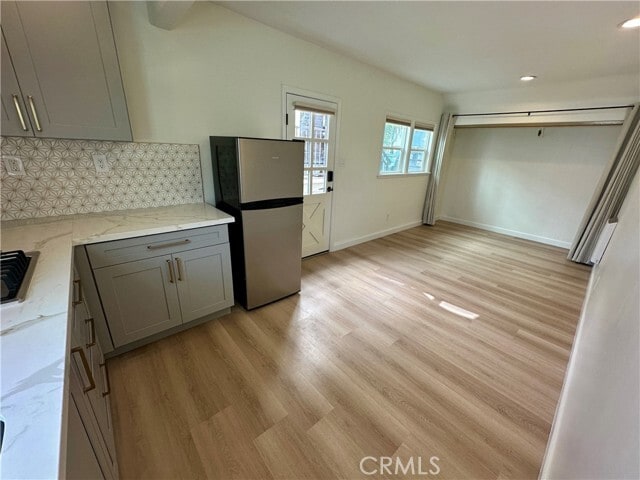 Photo - 933 Bayview Dr