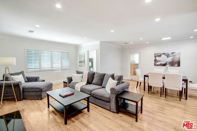 Photo - 4904 Rupert Ave