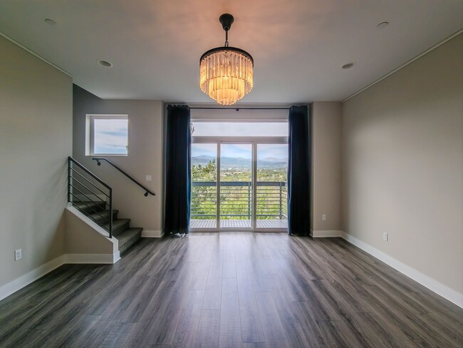 Photo - Modern Luxury Condo with Panoramic Views | 3-Story Condo + Private Rooftop Deck