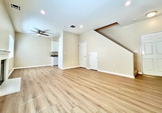 Photo - 22651 Del Valle St