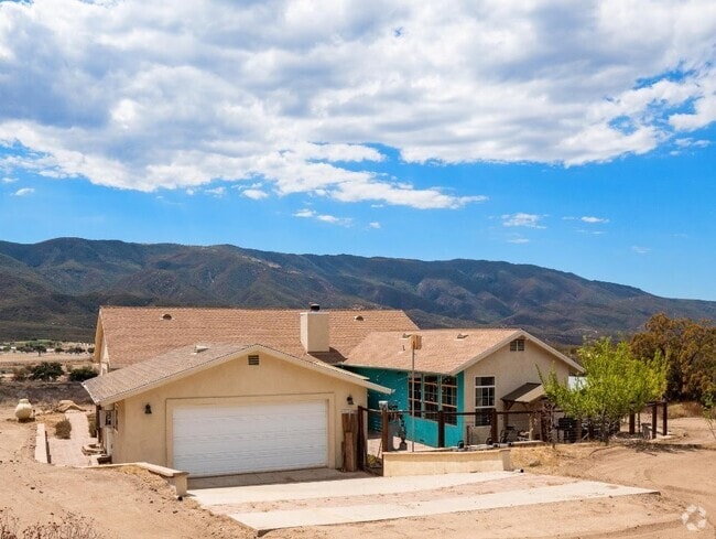 Building Photo - 27071 Chihuahua Valley Rd Rental