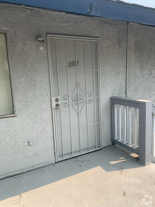 Building Photo - Maple Ave. Unit 353 Maple Rental