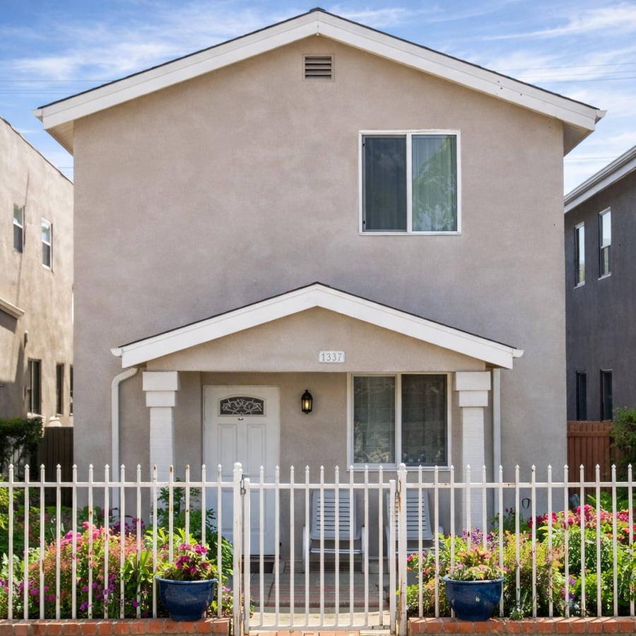 Photo - 9812 S Central Ave