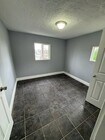 Photo - 435 E 5th St