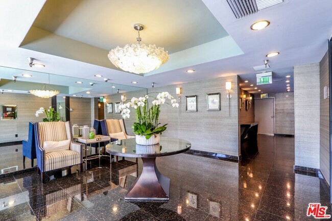 Photo - 121 S Palm Dr Unit 404