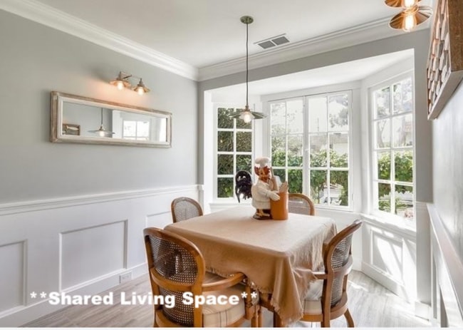 Photo - 10794 Rose Ave