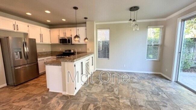 Photo - 4988 Copper Rd