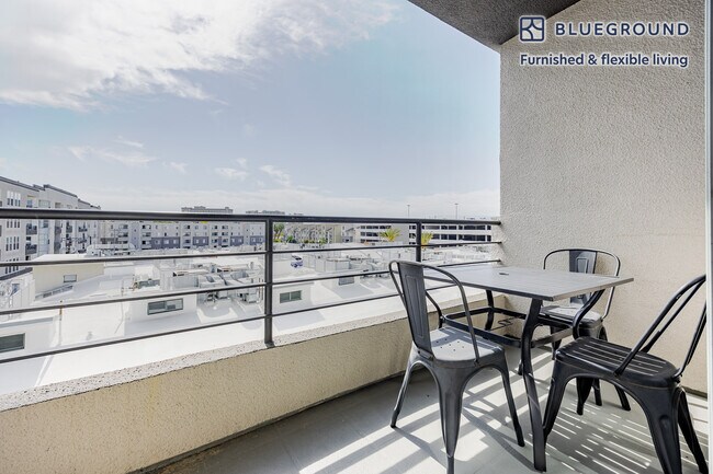 Photo - 13603 Marina Pointe Dr Unit FL5-ID1329