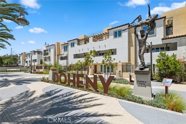 Photo - 3189 Doheny Way