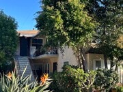 upstairs 4-plex - 5216 1/2 Agnes Ave Unit 5216.5