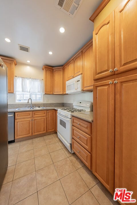 Photo - 361 W Wilson Ave