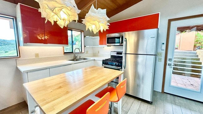 Photo - Beautiful Custom, Detached Guest Home on Stunning, Private, Gated, Country Property in Fallbrook!