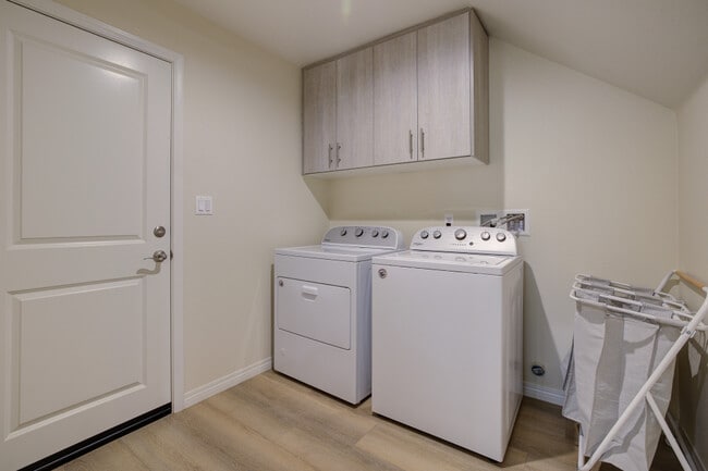 Photo - 3725 Jefferson St