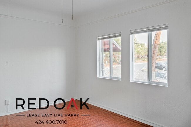 456-460 Cowles - 456-460 Cowles Condo Unit 5