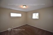 Photo - 652 N 17th St House