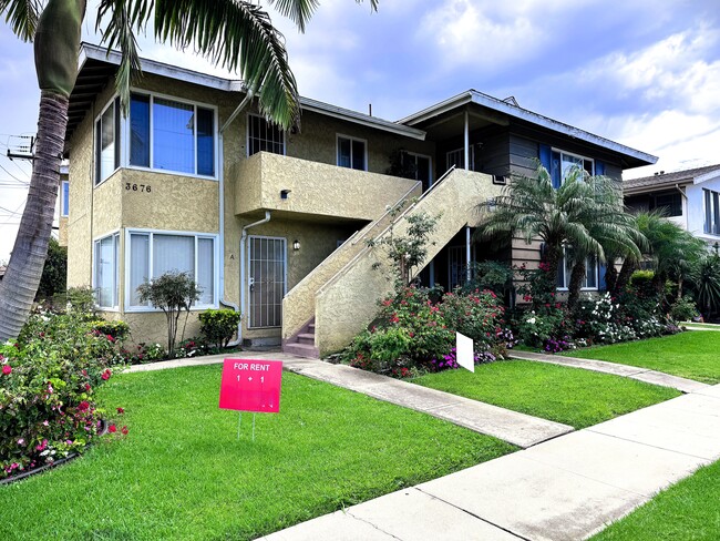 Photo - 3676 Redondo Beach Blvd Unit A