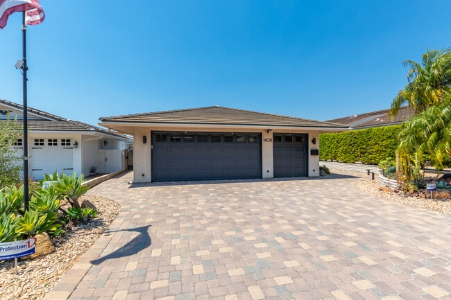 Photo - 1408 La Plaza Dr