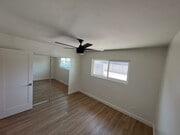 Photo - **Newly Renovated 2BDRM/1BTH with in unit ... Townhome
