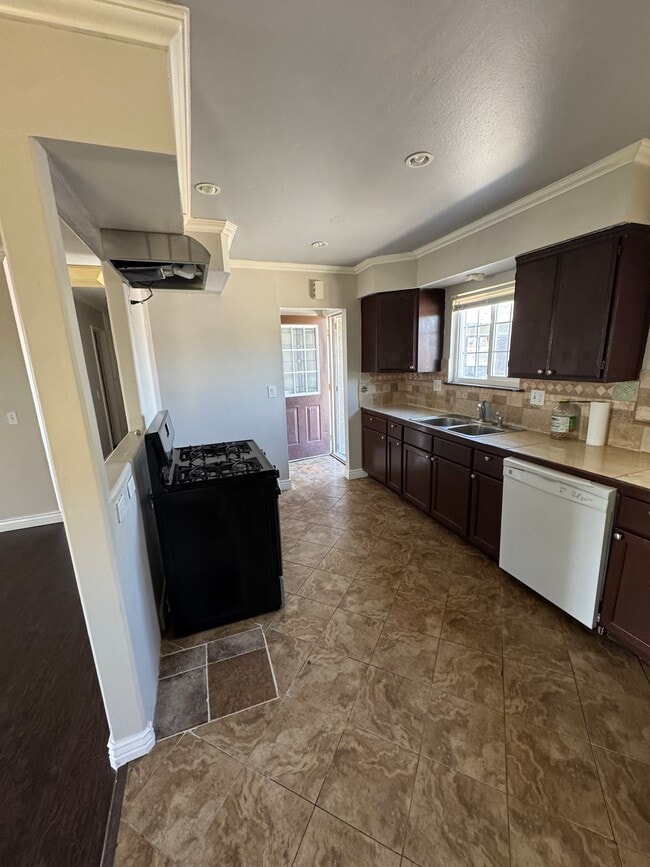 Photo - 14433 Mojave Ln