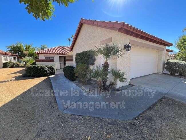 Photo - 112 Avellino Cir