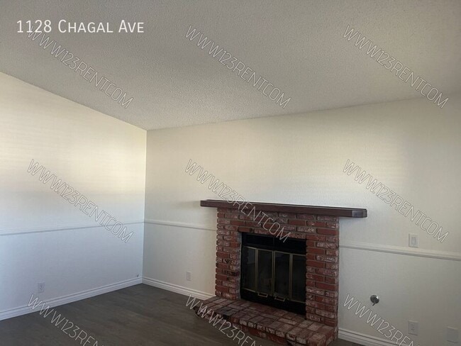 Photo - 1128 Chagal Ave