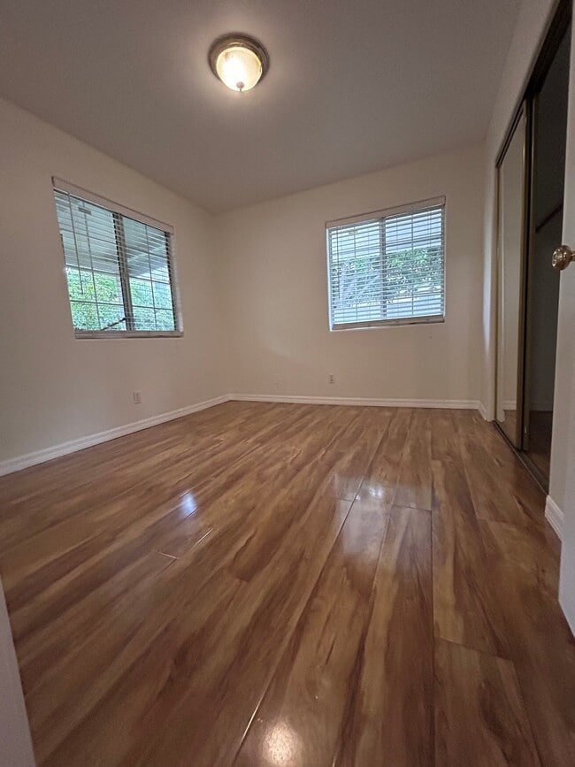 Photo - 3749 N Charlotte Ave