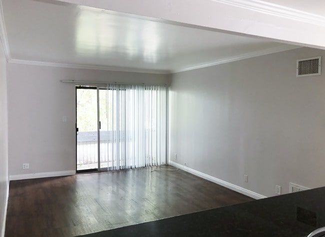 Photo - 18620 Hatteras St Unit 286