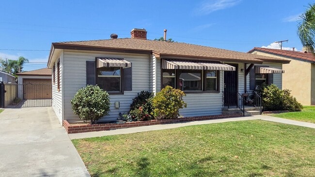 Building Photo - 6727 Boer Ave