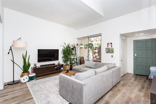 Photo - 6204 Caminito Carrena